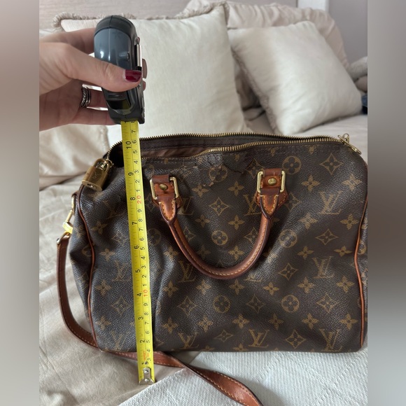 Louis Vuitton Speedy with Strap 👠 - Picture 8 of 10
